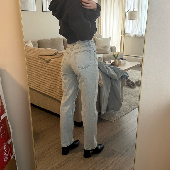 Curve Love Ultra High Rise 90s Straight Jean - Picture 3 of 4